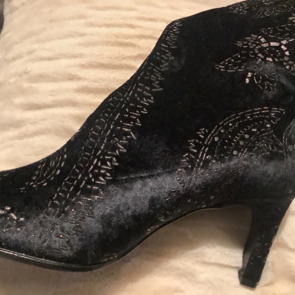 France Mode Velvet Stretch Boots - Picture 6 of 6